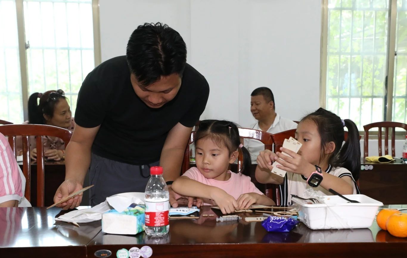 和諧家園 共享快樂   海南礦業(yè)開展“515復(fù)星家庭日”活動6.jpg